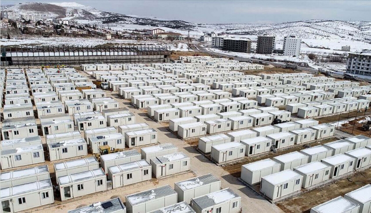 Deprem bölgesinde 345 çadır kent ve 305 konteyner kent kuruldu!