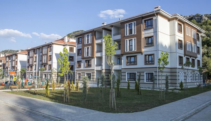 Japon deprem uzmanından TOKİ evlerine tam not!