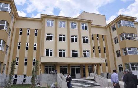 İnegöl Halk Eğitimi Merkezi binası gün sayıyor!