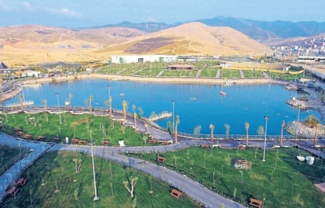 İzmir Gölpark çevresindeki evlerin fiyatı 50 bin TL arttı!