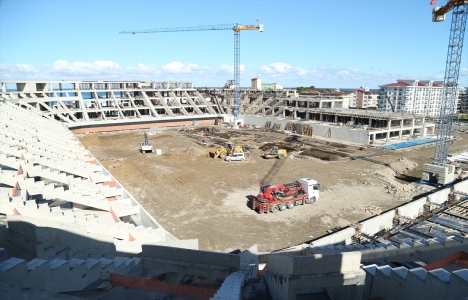 Ordu Stadı nın yüzde 50 si tamam!