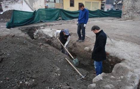 Mimar Sinan'ın Sapanca'da yaptığı hamamın kalıntıları ortaya çıkıyor!