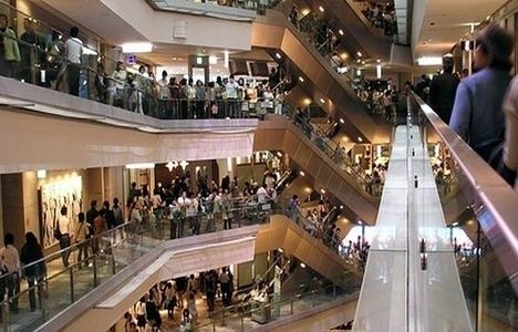 AVM'lerin pazar günü kapalı olması esnafa yarayacak!