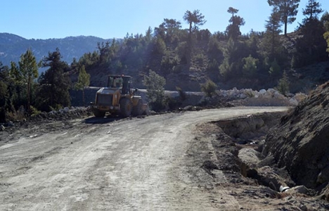 Kaş Cemre'de asfalt hazırlığı!