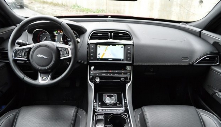 Jaguar XE fiyatları kaç TL? En uygun Jaguar XE ne kadar? İşte 15 Mayıs 2022 fiyat listesi...