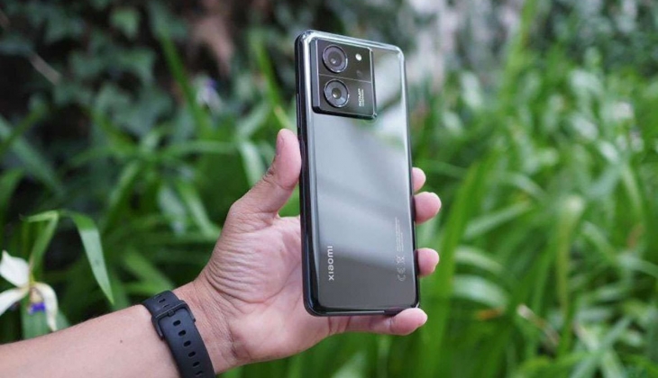 Üçlü kamera sistemiyle dikkat çeken Xiaomi 13T nin herkesten saklanan gerçek görüntüsü sızdı!