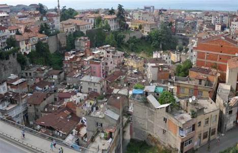 Trabzon'da kentsel dönüşüm kapsamında Pazarkapı yıkılıyor!
