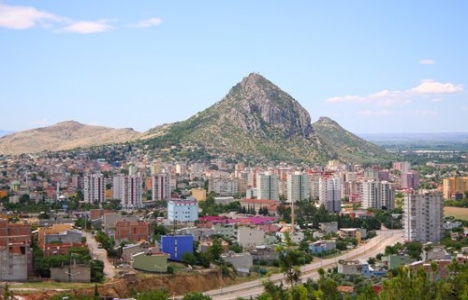 Kozan'da inşaatlar yeniden başladı!