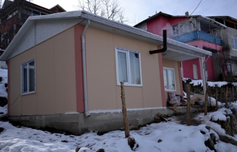 Tokat'ta Prefabrik Ev Projesi'nde ihtiyaç sahibi aileler konut sahibi oldu!