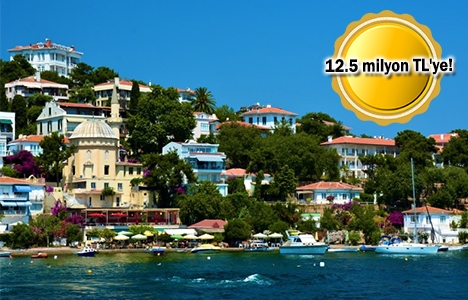 Adalar'da icradan satılık 4 katlı köşk!