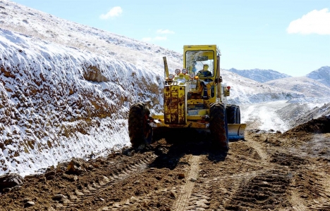 Malatya Pütürge'nin yolları genişletiliyor!