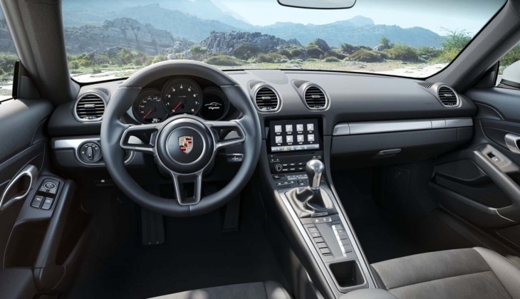 Porsche üç 718 modeliyle karşınızda! İşte 9 Şubat 2023 fiyat listesi…