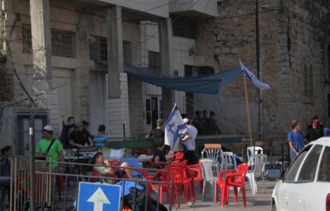 Batı Şeria da Filistinliler in evlerine el konuldu!