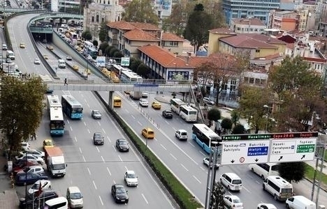 Pertevniyal üstgeçidi kaldırıldı!