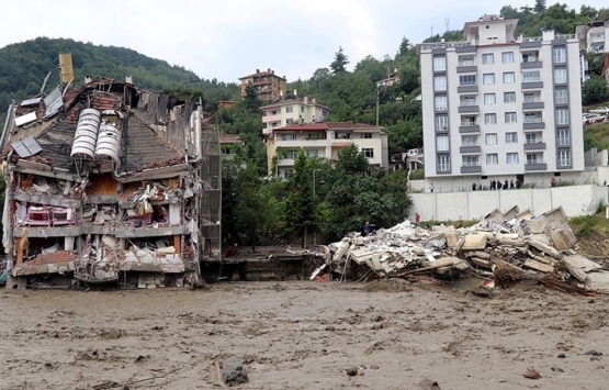 Kastamonu Bozkurt ta 140 bina için acil yıkım kararı!