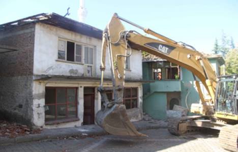 Yuvacık kent meydanı