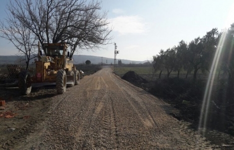 Manisa Kırkağaç'taki yol çalışmaları tamamlandı