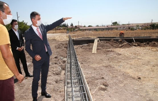 Gölbaşı İkizce'de halı saha inşaatına başlandı!