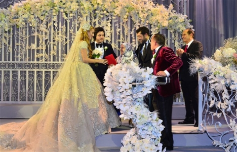 Ali Ağaoğlu’nun kızı Sena Ağaoğlu evlendi!