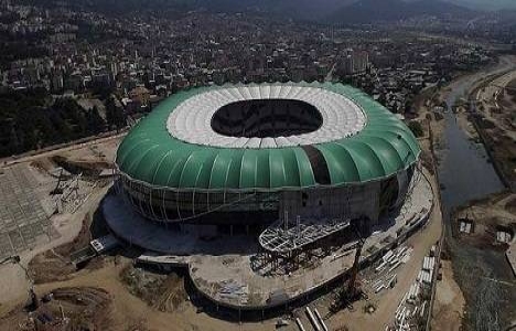 Timsah Arena nın açılışı ertelendi!