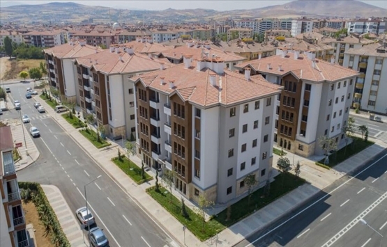 TOKİ sakinlerinden aidat zammı eylemi!