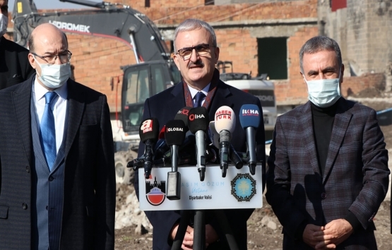 Diyarbakır surlarının etrafındaki kaçak yapılar yıkılıyor! 