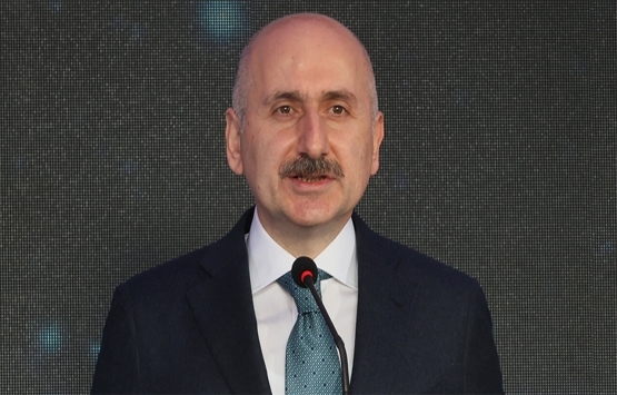 Adil Karaismailoğlu: Ulaştırma projelerine tarihi imzalar attık!