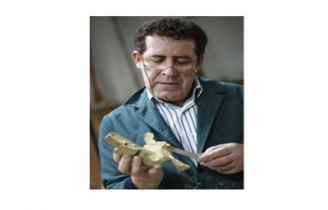 Azimet Karaman kimdir?