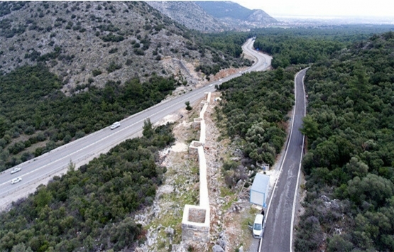 Korkuteli-Antalya karayolu surların altından inşa edilecek alt geçitle bağlanacak!