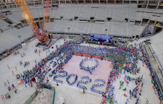 2022 Dünya Kupası hazırlıklarının yüzde 75 ini tamamlayan Katar da kutlama!