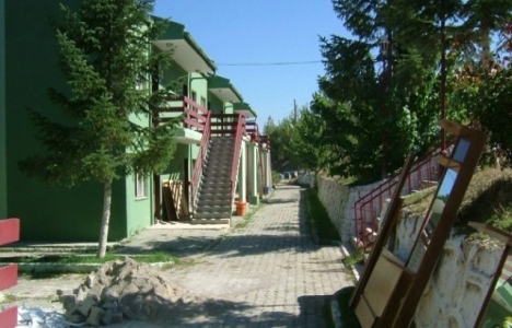 Gediz Ilıca Kaplıcası apart otelleri bakıma alınıyor!