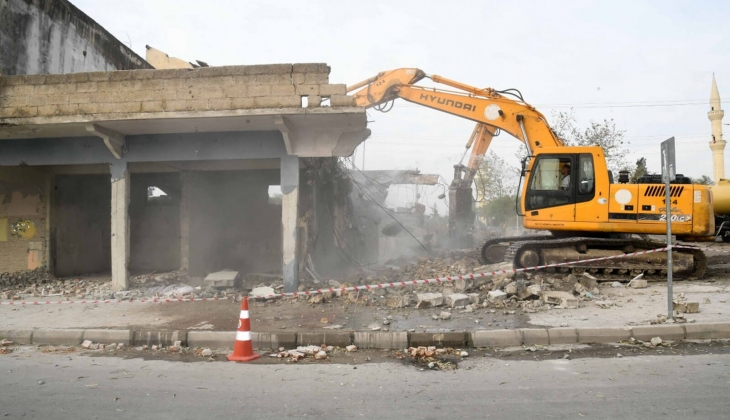 Adana Büyükşehir kentsel dönüşümde gaza bastı: 14 yıllık bekleyiş çözülüyor!
