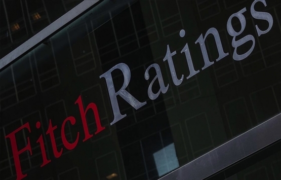 Fitch, Türkiye nin kredi notunu negatiften durağana çevirdi!