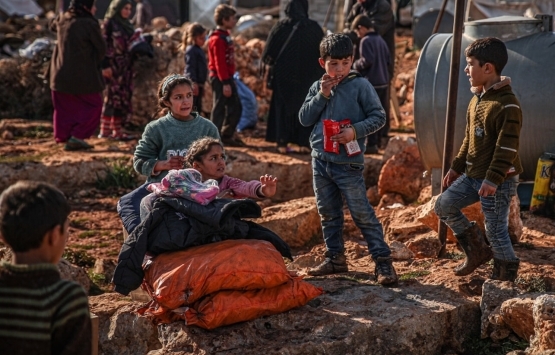 TDV, İdlib deki sivilleri briket evlere yerleştiriyor!