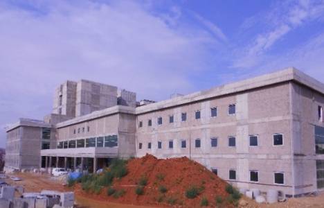 Kozan Devlet Hastanesi 2014 sonunda açılacak!