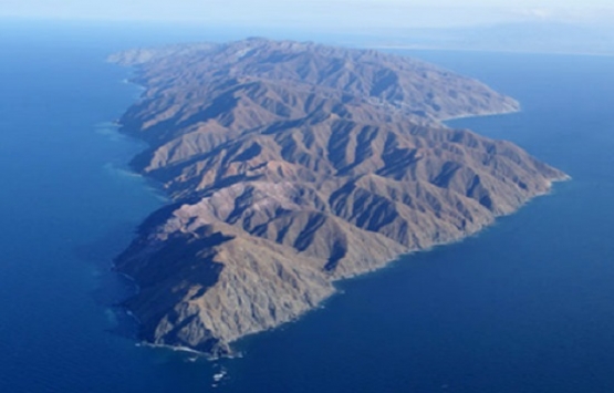 Dünyanın en ilginç adaları satışa çıktı!