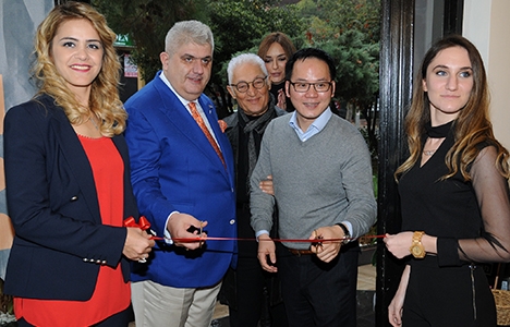 Parador cadde mağazasını açtı!