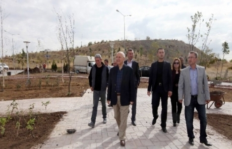 Yenimahalle'de parkların inşaat çalışmaları incelendi!