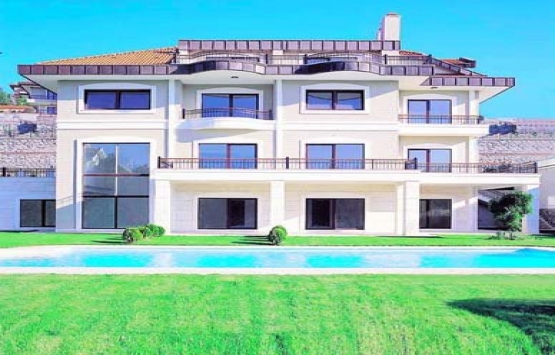 Burak Özçivit ile Fahriye Evcen in merak edilen yeni evi!