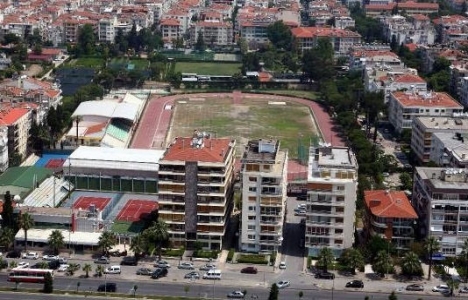 Karşıyaka Stadı'nın yıkımına itiraz geldi!