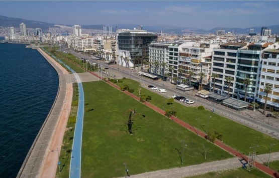 İzmir Büyükşehir Belediye binası tartışma yarattı!