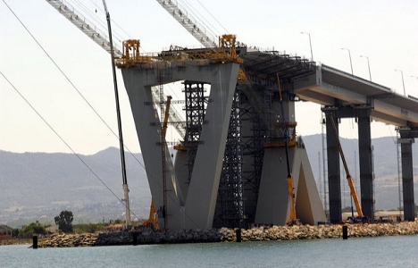 İzmit Körfez Köprüsü inşaatından son görüntüler!
