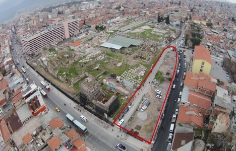 İzmir Agorası'nda kazı alanı biraz daha büyütüldü!