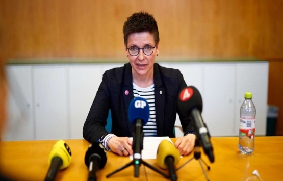 İsveç in eski belediye başkanı kirasını ödemek için çöp topluyor!