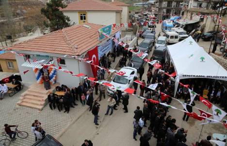 Şehitkamil'de üç mahalleye sosyal tesis açıldı!