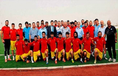 Ökkeş Demir İslahiye Atatürk Stadyumu'nda incelemelerde bulundu!