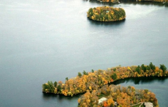 Dünyanın en ilginç adaları satışa çıktı!