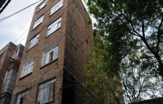 Diyarbakır'da yıkım kararı verilen bina boşaltıldı!