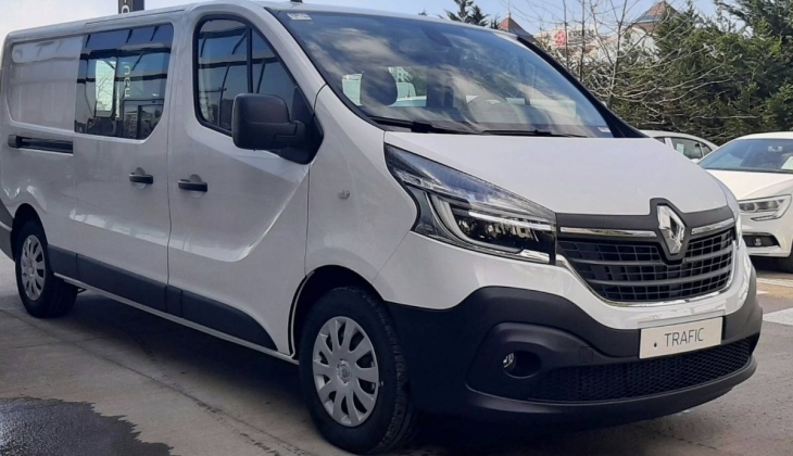 Renault Trafic Multix fiyat listesi yayınlandı! İşte 2021 model Renault Trafic Multix fiyatları…