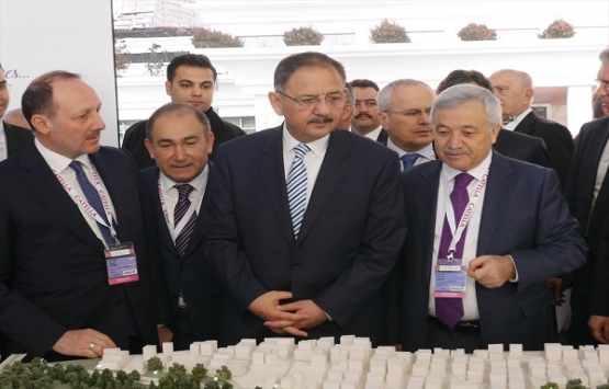 Mehmet Özhaseki: İnşaat sektörü medarı iftiharımız!